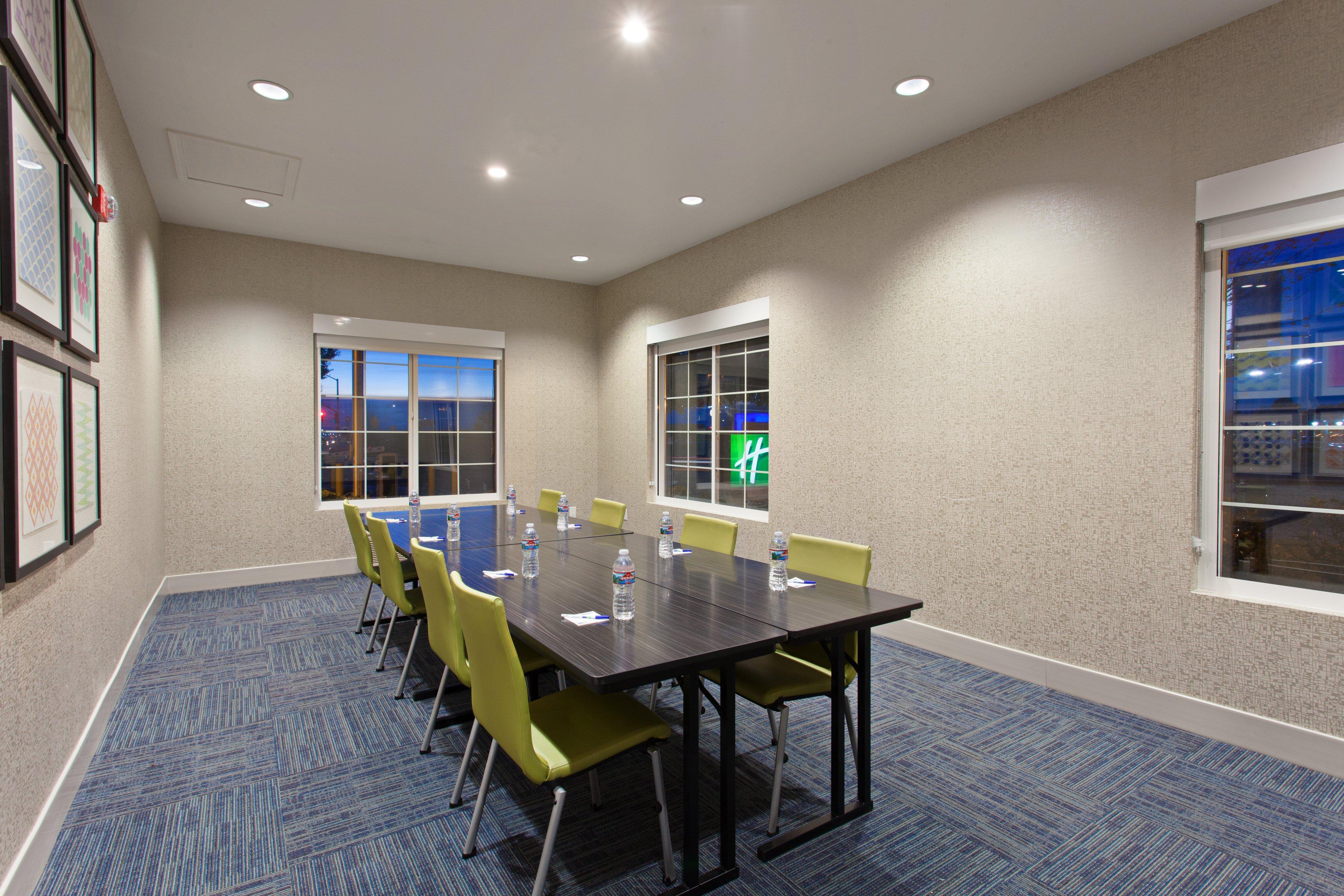 Holiday Inn Express & Suites Oakland - Airport By Ihg Extérieur photo