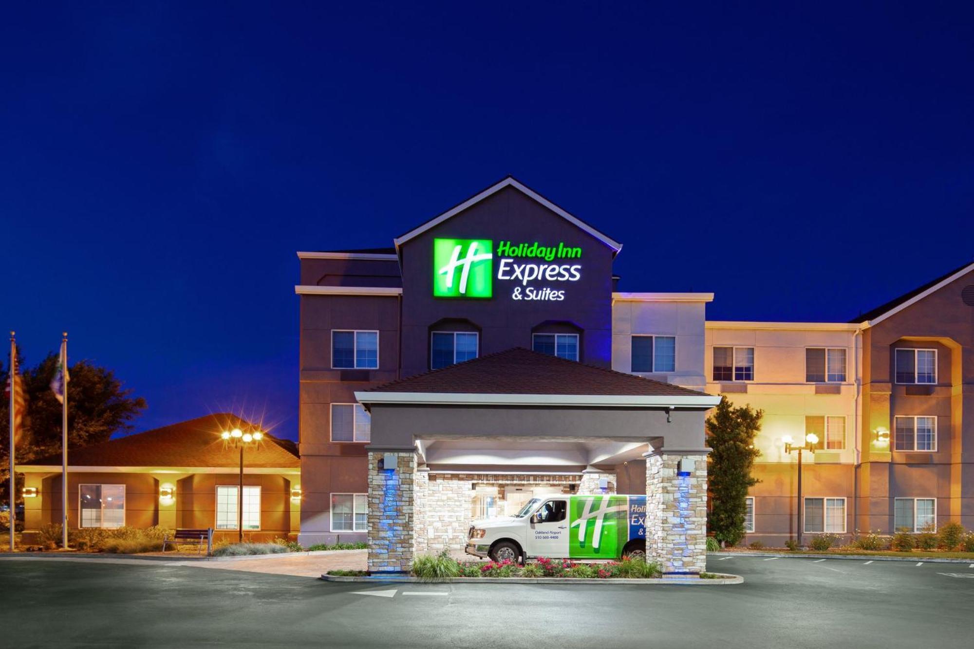 Holiday Inn Express & Suites Oakland - Airport By Ihg Extérieur photo