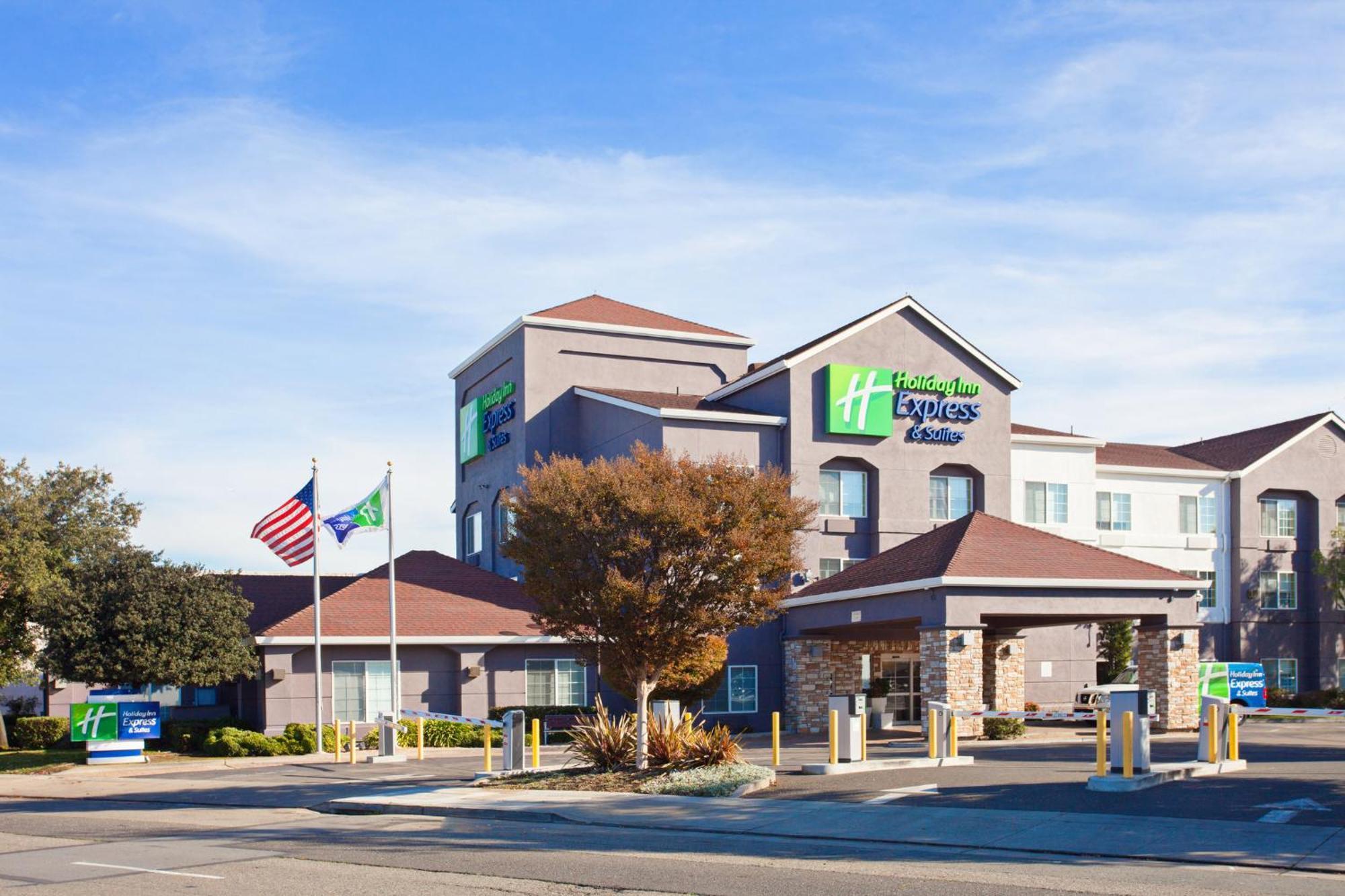 Holiday Inn Express & Suites Oakland - Airport By Ihg Extérieur photo