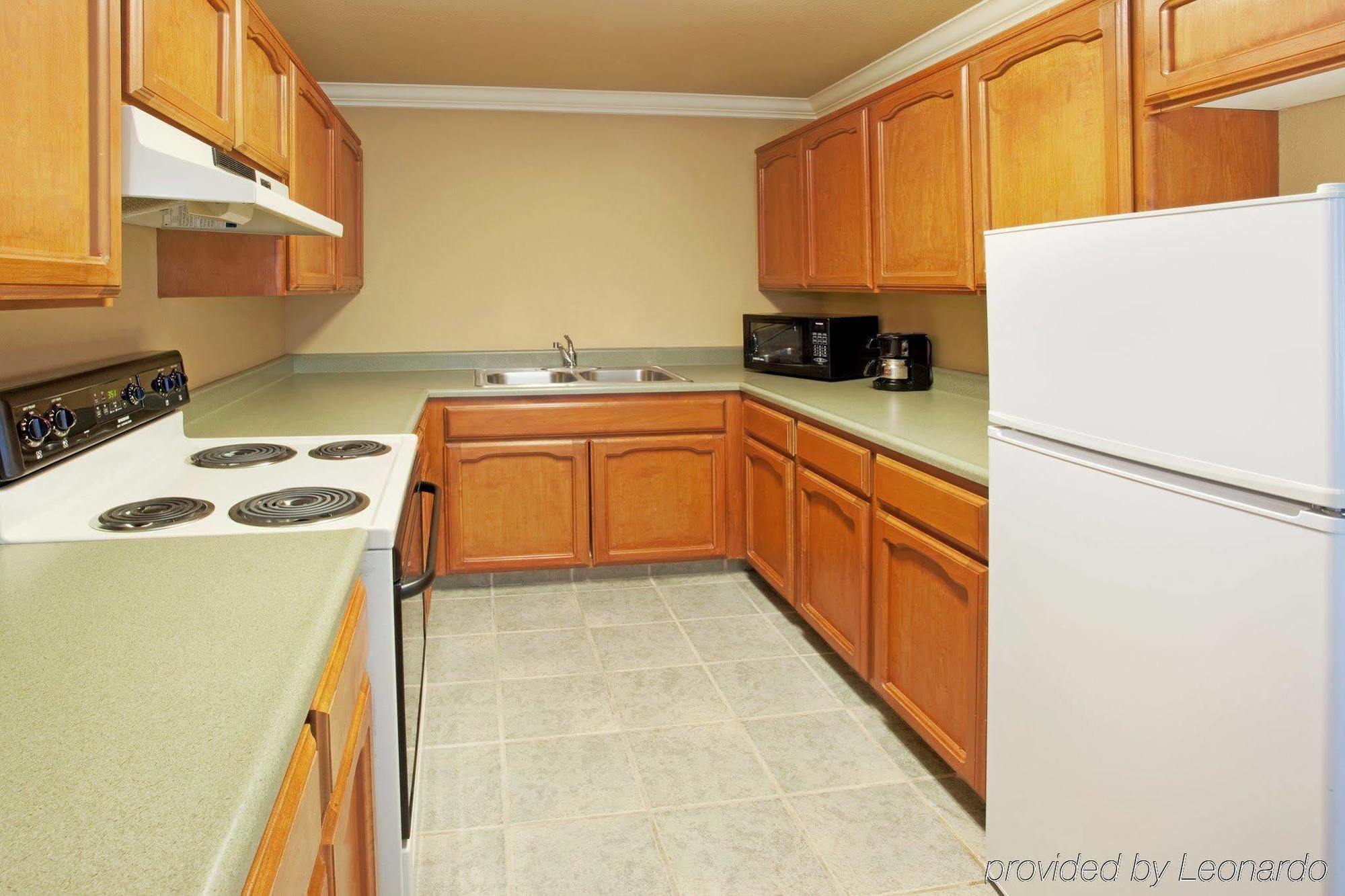 Holiday Inn Express & Suites Oakland - Airport By Ihg Extérieur photo