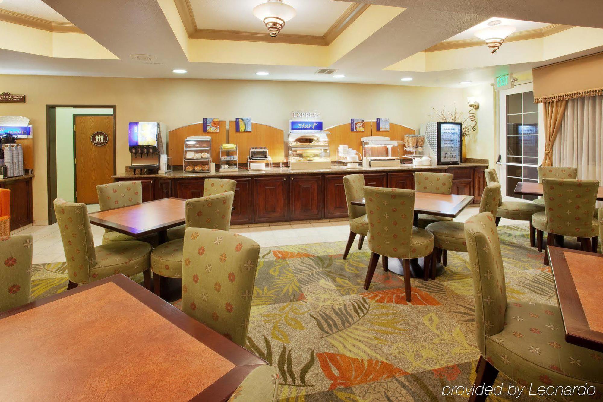 Holiday Inn Express & Suites Oakland - Airport By Ihg Extérieur photo